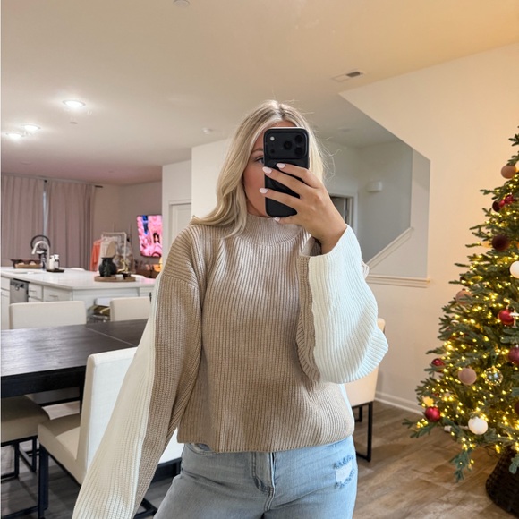 One arrival mock neck knit taupe white Women's Sweater - Picture 3 of 12